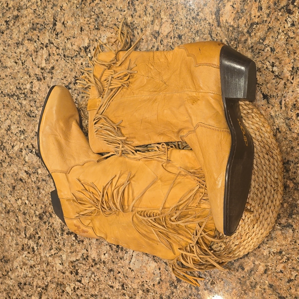 Dingo Gold/ Tan Fringe Heeled Boots - Picture 6 of 11